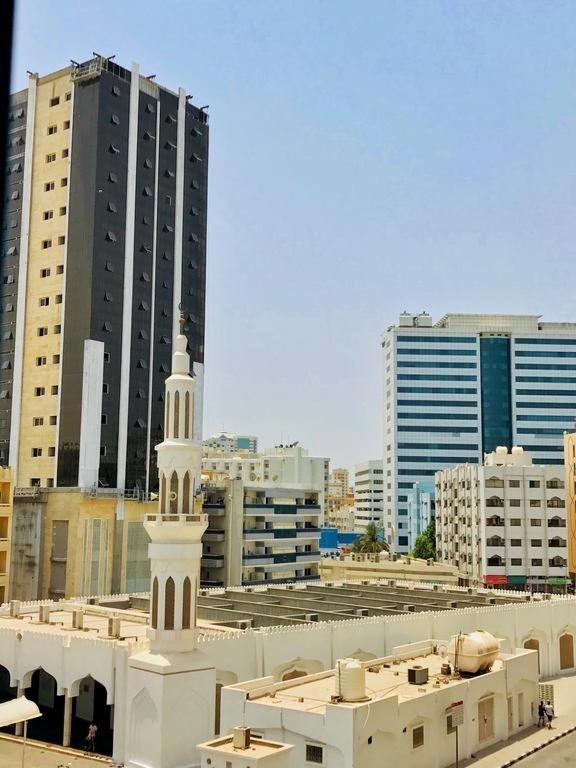 Pan Emirates Hotel Apartments Шарджа Екстер'єр фото